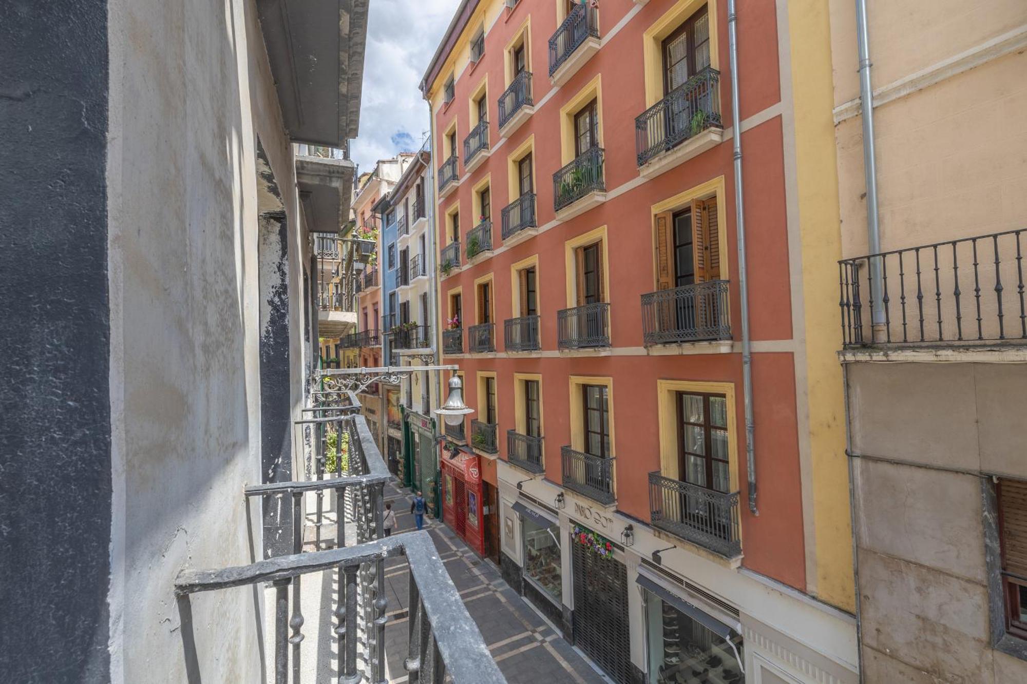 Tuapartamento Centro Pamplona - Zapateria 30 Luaran gambar