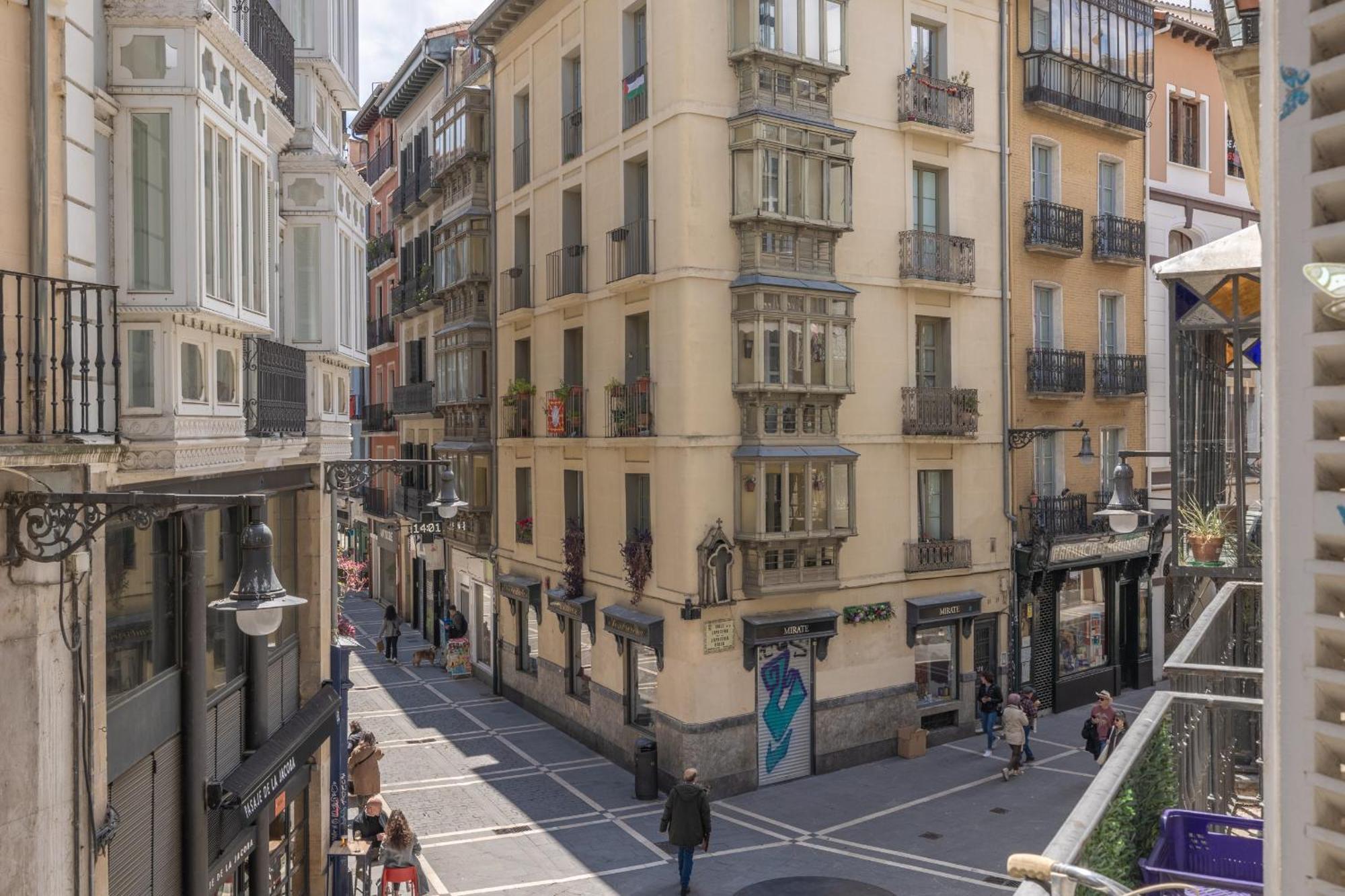 Tuapartamento Centro Pamplona - Zapateria 30 Luaran gambar